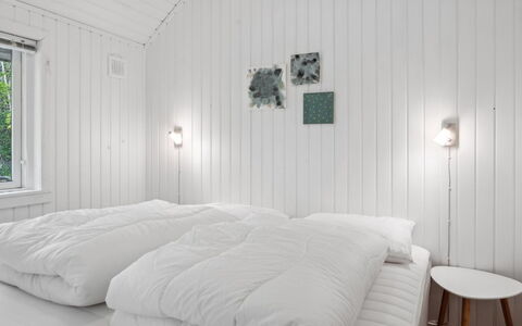 Herta: Bedroom, Bed, White, Bedding, Bed Sheet, Wood, Ceiling, Interior Design, Linens, Lighting