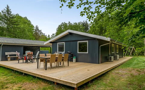 Borka - 1.2Km from the Sea: House, Home, Roof, Cottage, Estate, Landscaping, Garden Buildings, Siding, Farmhouse