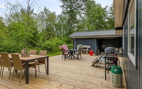 Borka - 1.2Km from the Sea: Wood, Home, Hardwood, Land Lot, Deck, Wood Stain, Siding, Wood Flooring, Cottage, Porch