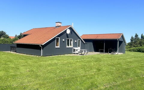 Frellef - 491M from the Sea: Grass, Grassland, Land Lot, Cottage, Rural Area, Meadow, Garden Buildings, Garden, Shed