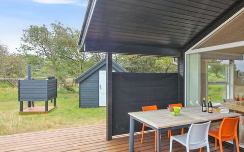 Alma - 500M from the Sea: Architecture, Roof, Home, Composite Material, Daylighting, Siding, Driveway