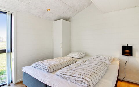 Serey - 1.4Km from the Sea: Ceiling, Flooring, Floor, Bedroom, Room, Bed Frame, Bed, Bedding, Hardwood, Bed Sheet