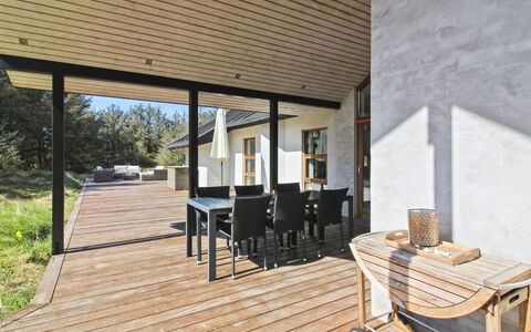 Maiti - 300M from the Sea: Wood, Wood Flooring, Architecture, Hardwood, Plank, Home, Deck, Porch, Floor, Composite Material
