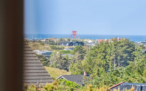 Mumme - 700M from the Sea: Sky, Blue, Daytime, Horizon, Residential Area, Landscape, Roof, Sea, Morning, Sunlight