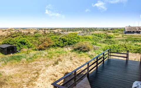 Mumme - 700M from the Sea: Horizon, Ecoregion, Land Lot, Ocean, Coast, Balcony, Handrail, Hardwood, Shrubland, Plank
