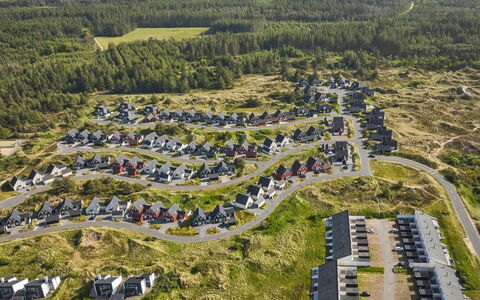 Kaapo - 1Km from the Sea: Furniture, Interior Design, Chair, Flooring, Table, Resort, Floor, Ceiling, Room, Eco Hotel