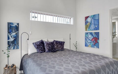 Aaran - 700M from the Sea: Bed, Interior Design, Bedroom, Bedding, Wall, Furniture, Bed Sheet, Ceiling, Flooring, Linens