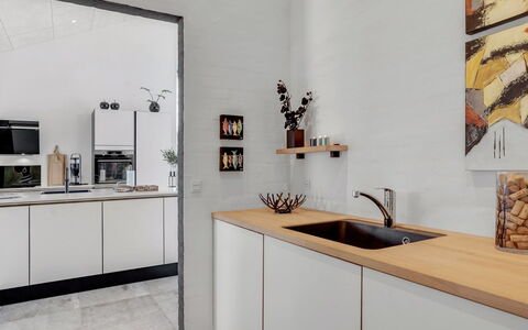 Aaran - 700M from the Sea: Kitchen, Wall, Countertop, Interior Design, Flooring, Wood, Furniture, Kitchen Appliance, Floor, Home