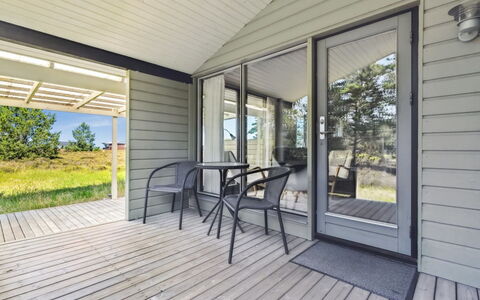 Alwine - 250M from the Sea: Wood, Home, Porch, Deck, Hardwood, Roof, Wood Stain, Wood Flooring, Eco Hotel