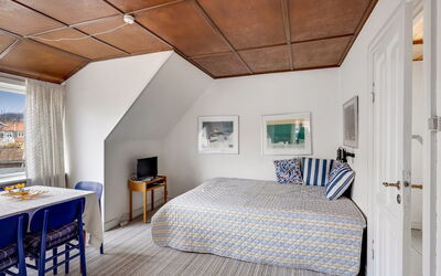 Cordelia - 1Km from the Sea