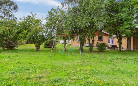 Kolle - 3.2Km from the Sea: Grass, Garden, Plain, Lawn, Backyard, Yard, Shade, Meadow, Park