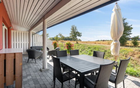 Cornelia - 6Km from the Sea: Home, Roof, House, Cottage, Estate, Door, Porch, Siding, Farmhouse, Shade