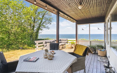 Yasha - 200M from the Sea: Wood, Roof, Architecture, Home, House, Cottage, Siding, Hardwood, Slope, Estate