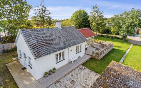 Meinolf - 200M from the Sea: Residential Area, Roof, Suburb, Driveway, Estate, Chimney
