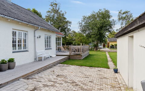 Meinolf - 200M from the Sea: Residential Area, Roof, Suburb, Driveway, Estate, Chimney