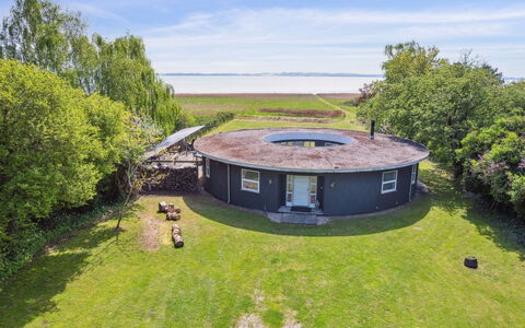 Vemund - 100M to the Fjord: House, Home, Roof, Cottage, Estate, Landscaping, Garden Buildings, Siding, Farmhouse
