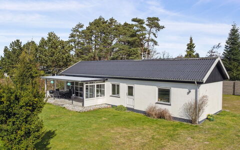 Mareike - 200M from the Sea: Grass, Grassland, Landscape, Ecoregion, Plain, Plant Community, Land Lot, Outdoor Furniture, Prairie, Shrubland