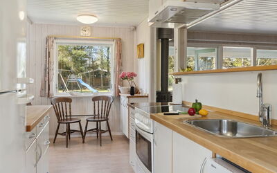 Fenja - 1.2Km from the Sea