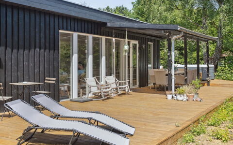 Thorlak - 860M from the Sea: Roof, House, Land Lot, Home, Cottage, Estate, Garden Buildings, Shade, Log Cabin, Landscaping