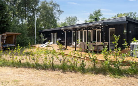Thorlak - 860M from the Sea: Roof, House, Land Lot, Home, Cottage, Estate, Garden Buildings, Shade, Log Cabin, Landscaping