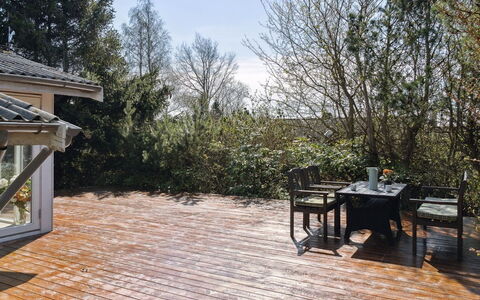 Gisella - 200M from the Sea: Grass, Grassland, Landscape, Ecoregion, Plain, Plant Community, Land Lot, Outdoor Furniture, Prairie, Shrubland