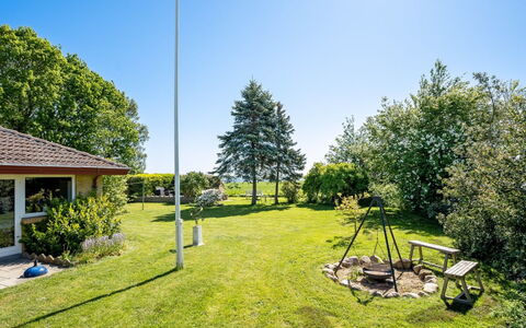 Maleen - 150M to the Fjord: Roof, House, Land Lot, Home, Cottage, Estate, Garden Buildings, Shade, Log Cabin, Landscaping