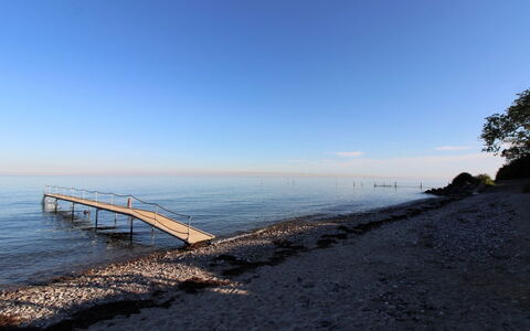Dana - 525M from the Sea: Blue, Water, Body Of Water, Horizon, Coast, Sea, Coastal And Oceanic Landforms, Shore, Beach