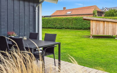 Hjalmsvider - 300M from the Sea