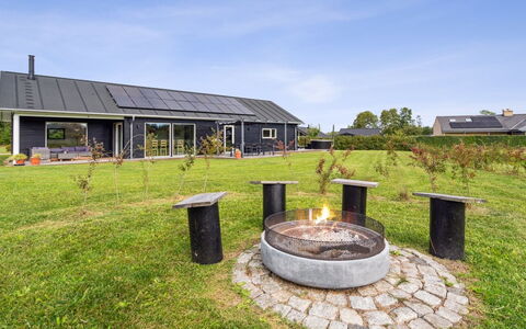 Amdi - 700M from the Sea: Architecture, Roof, Home, Composite Material, Daylighting, Siding, Driveway