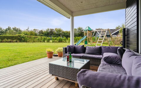 Amdi - 700M from the Sea: Architecture, Roof, Home, Composite Material, Daylighting, Siding, Driveway