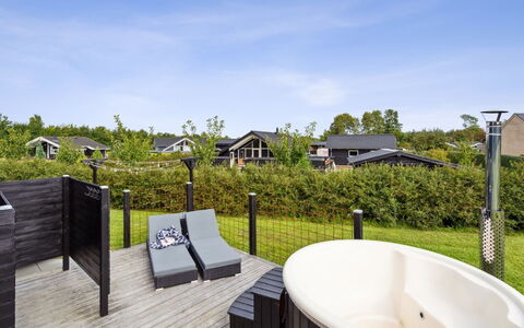 Amdi - 700M from the Sea: Architecture, Roof, Home, Composite Material, Daylighting, Siding, Driveway