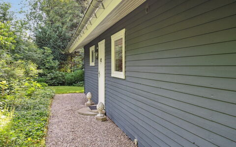 Annamaria - 30Km from the Sea: Roof, House, Home, Cottage, Door, Siding, Deck, Porch, Plank, Hardwood