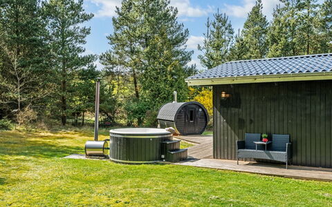 Eli - 1.5Km to the Fjord: Garden, Lawn, Yard, Landscaping, Garden Buildings, Backyard, Park, Shed, Log Cabin