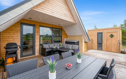 Thorid - 800M from the Sea: Cottage, Shed, Hut, Farmhouse, Prairie, Shack, Barn, Log Cabin, Garden Buildings