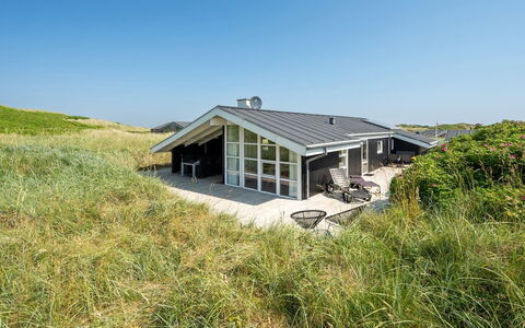 Flepko - 50M from the Sea: Furniture, Wood, Interior Design, Flooring, Floor, Chair, Room, Ceiling, Living Room, Apartment
