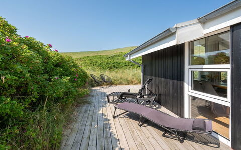 Flepko - 50M from the Sea: Furniture, Wood, Interior Design, Flooring, Floor, Chair, Room, Ceiling, Living Room, Apartment