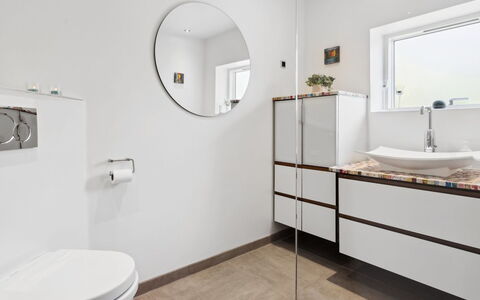 Kennet - 30M from the Sea: Flooring, Interior Design, Plumbing Fixture, Floor, Bathroom, Toilet, Toilet Seat, Bathroom Cabinet, Mirror, Plumbing