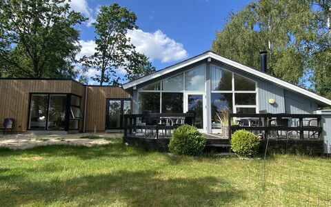 Anne - 150M from the Sea: Roof, Home, Door, Cottage, Shade, Siding, Yard, Estate, Backyard