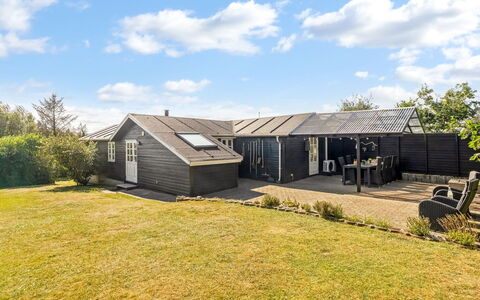 Engelbertine - 210M to the Fjord: Architecture, Roof, Home, Composite Material, Daylighting, Siding, Driveway