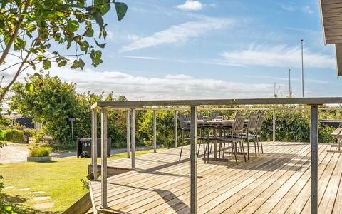 Engelbertine - 210M to the Fjord: Architecture, Roof, Home, Composite Material, Daylighting, Siding, Driveway