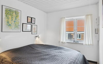 Ubbe - 200M from the Sea