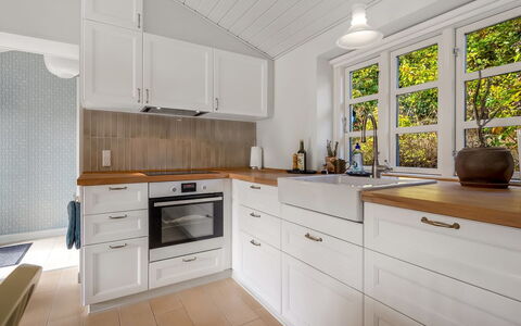 Teijo - 2.5Km from the Sea: Cabinetry, Kitchen, Flooring, Countertop, Interior Design, Wood, Kitchen Appliance, Drawer, Floor, Furniture