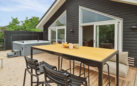 Nona - 150M from the Sea: Roof, House, Land Lot, Home, Cottage, Estate, Garden Buildings, Shade, Log Cabin, Landscaping
