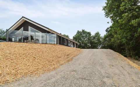 Nona - 150M from the Sea: Roof, House, Land Lot, Home, Cottage, Estate, Garden Buildings, Shade, Log Cabin, Landscaping