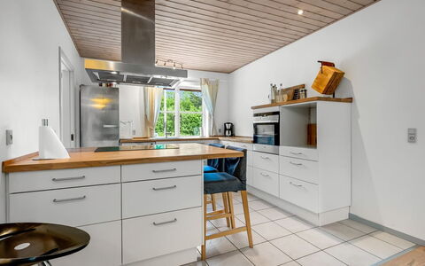Guthbrand - 800M from the Sea: Flooring, Furniture, Countertop, Interior Design, Kitchen, Cabinetry, Wood, Ceiling, Floor, Kitchen Appliance