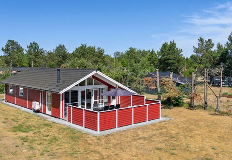 Hialmar - 300M from the Sea: House, Home, Roof, Cottage, Shade, Design, Yard, Porch, Siding, Garden Buildings