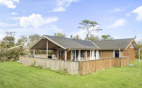 Frieda - 250M from the Sea: Thatching, Cottage, House, Roof, Home, Farmhouse, Hut, Estate, Village