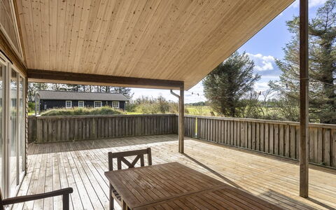 Frieda - 250M from the Sea: Thatching, Cottage, House, Roof, Home, Farmhouse, Hut, Estate, Village