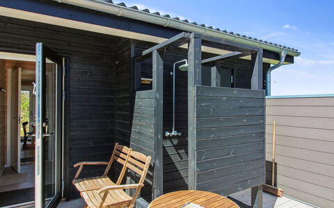 Sampo - 400M from the Sea: Residential Area, Roof, Suburb, Driveway, Estate, Chimney