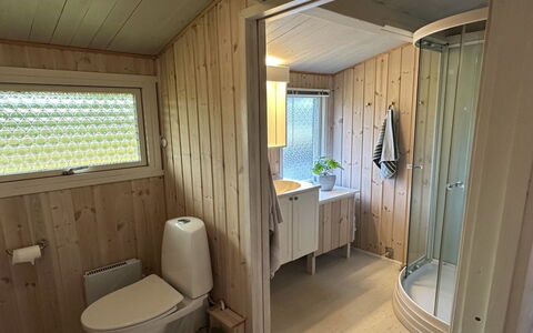Freding - 450M from the Sea: Wood, Flooring, Floor, Plumbing Fixture, Interior Design, Ceiling, Room, Plumbing, Home, Toilet